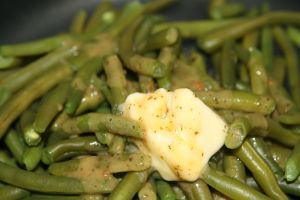 Green Beans with Herbette Dressing
